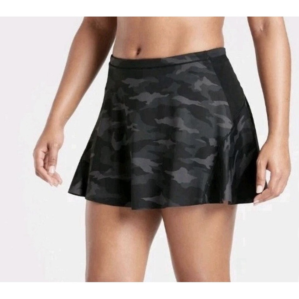Athleta Women's Match Point Skort Tennis Skirt Shorts Black Camo Size XS Pocket